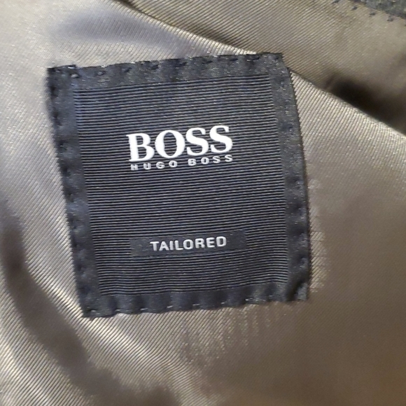 Hugo Boss Pure Silk Blazer "T-Heel" - Picture 4 of 5